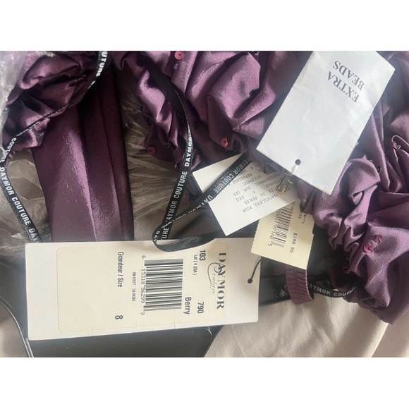 Daymor Couture Elegant Berry Women's Dress size 8 - Picture 7 of 7